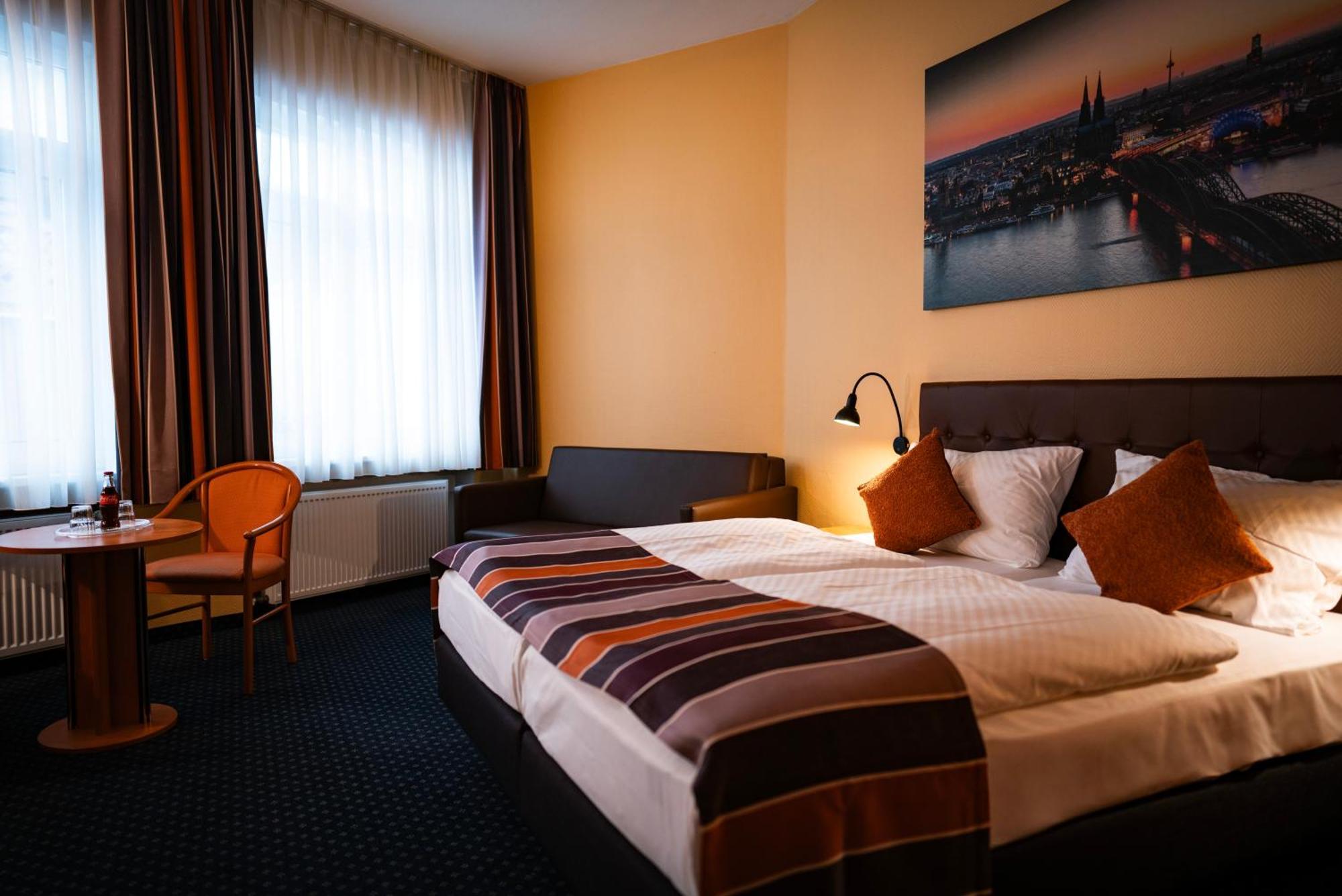 קלן Hotel Boulevard מראה חיצוני תמונה