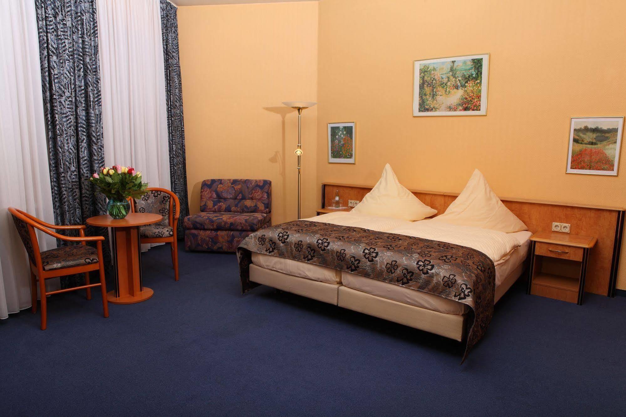 קלן Hotel Boulevard מראה חיצוני תמונה