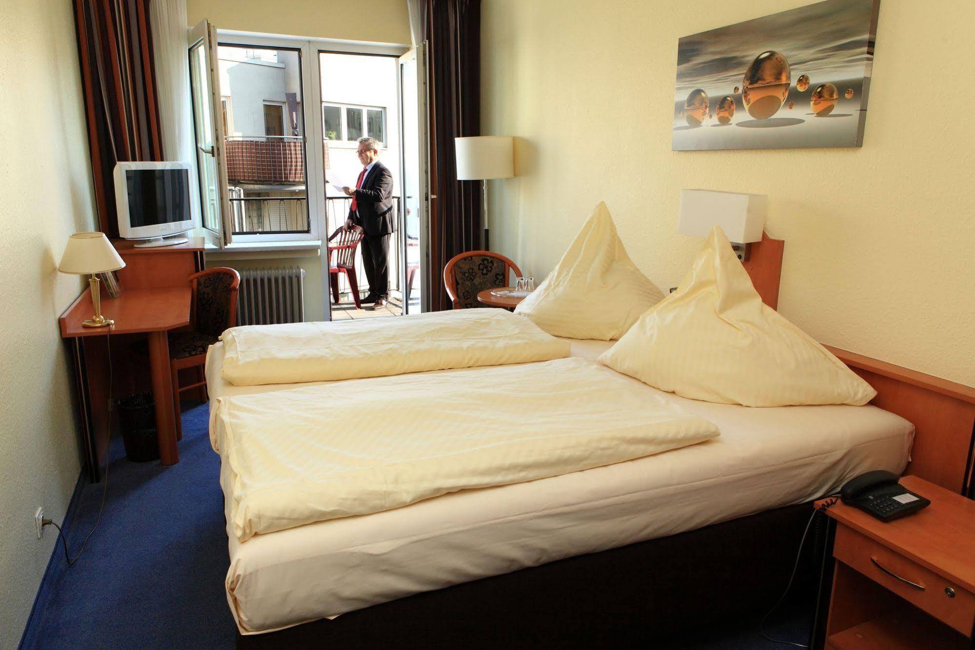 קלן Hotel Boulevard מראה חיצוני תמונה