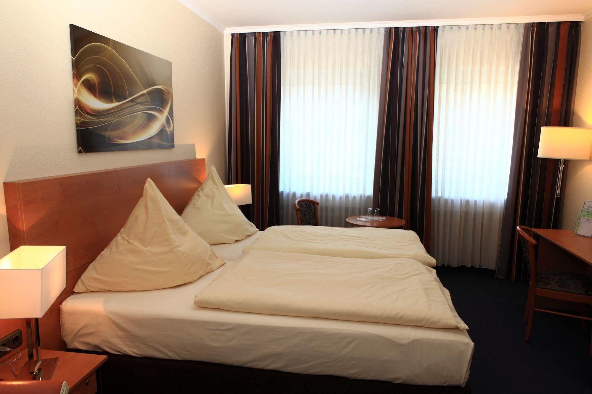 קלן Hotel Boulevard מראה חיצוני תמונה